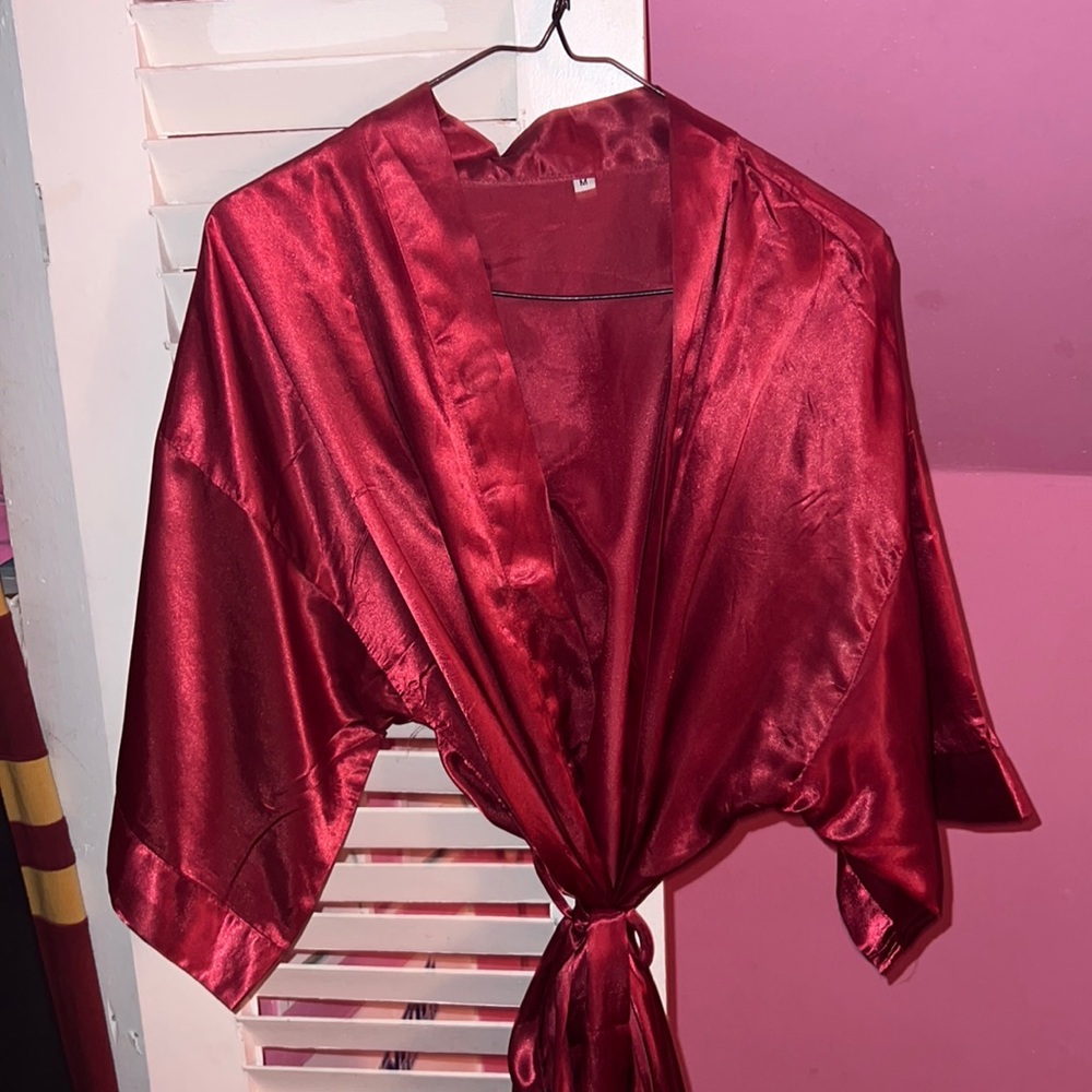 Dark red women’s robe in a medium